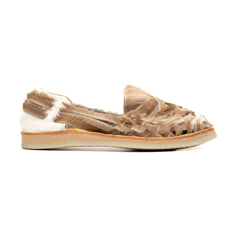 Huarache Frida dama hecho en piel pelo de vaca güero | GL208