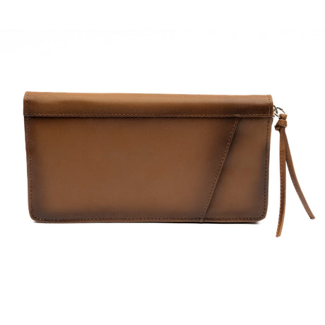 Cartera de mano en color cafe | CP003