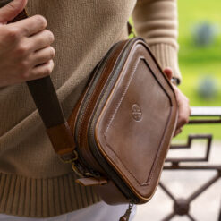 Alternative view of Crossbody Durango color cafe | GB021