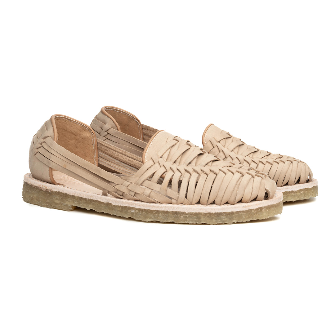 Huarache OAXACA en piel nobuck arena y suela en crepe original | AC104 - Imagen 2