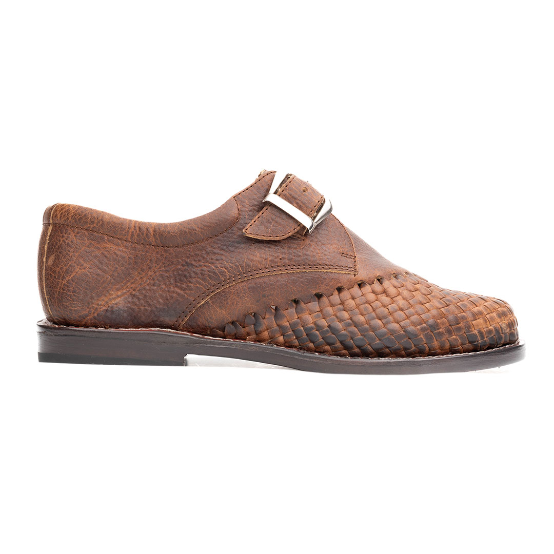 Huarache Mestizo en piel padock color café | MZ101